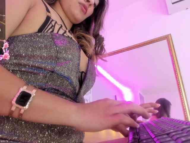 EmmaSanchez1 webcam