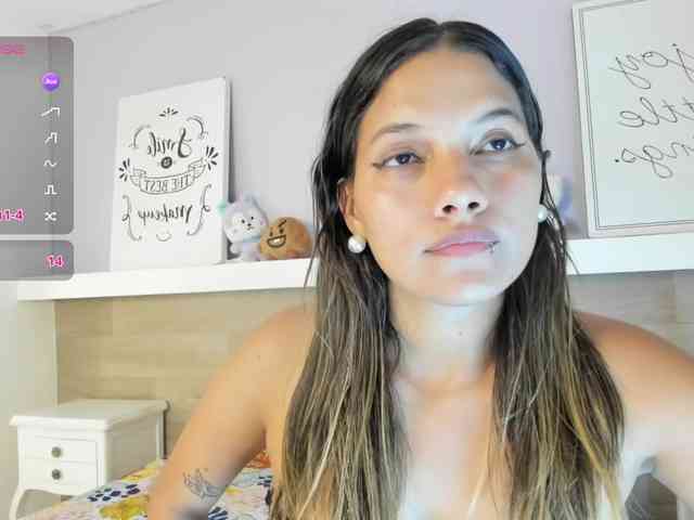 EmmaSanchez1 webcam