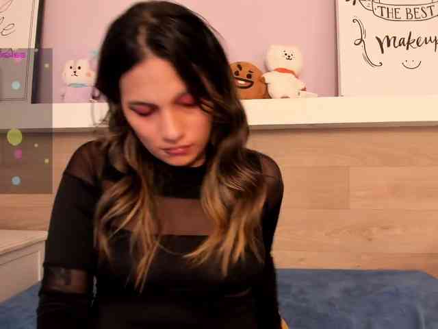 EmmaSanchez1 EmmaSanchez1