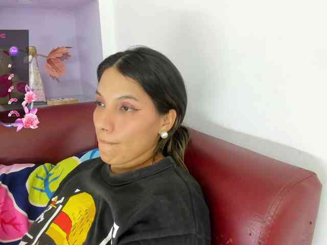 EmmaSanchez1 webcam