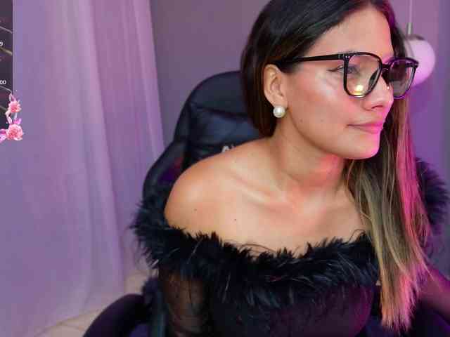 EmmaSanchez1 webcam