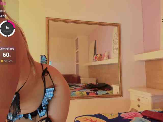 EmmaSanchez1 webcam