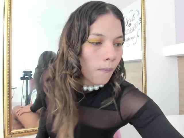 EmmaSanchez1 webcam