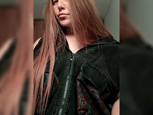 Evasapples2026's BongaCams show and profile