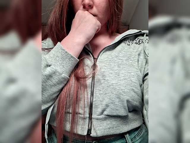 Evasapples2026's BongaCams show and profile