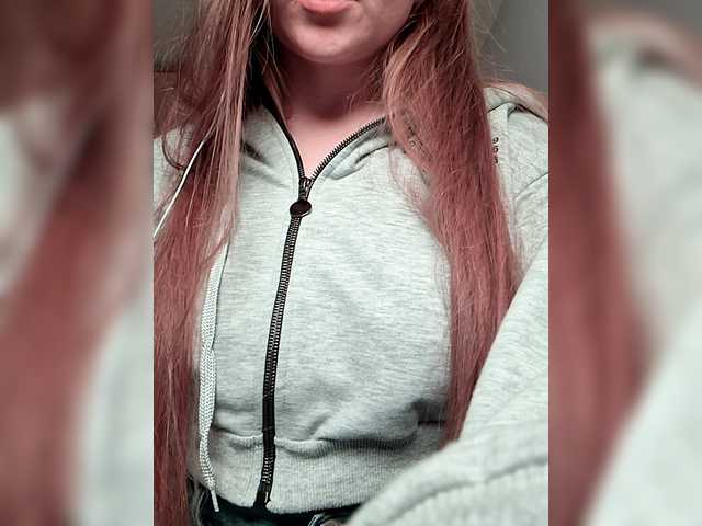 Evasapples2026's BongaCams show and profile