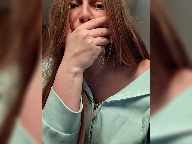 Evasapples2026's BongaCams show and profile