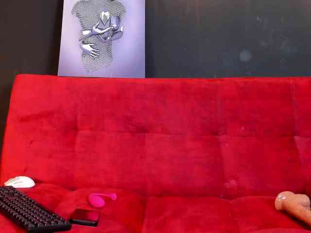 Aluna-Clark1 webcam