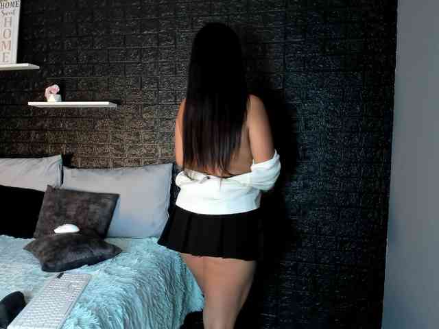 Aluna-Clark1 webcam