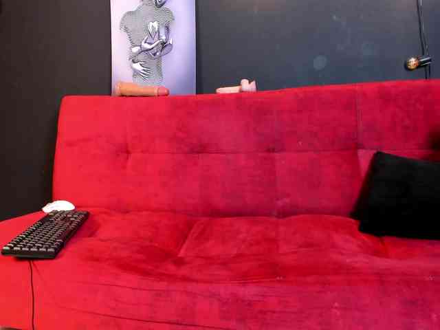 Aluna-Clark1 webcam
