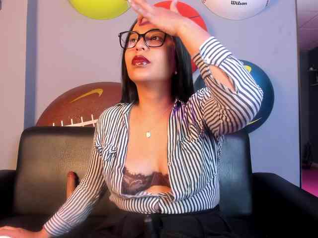 Aluna-Clark1 webcam