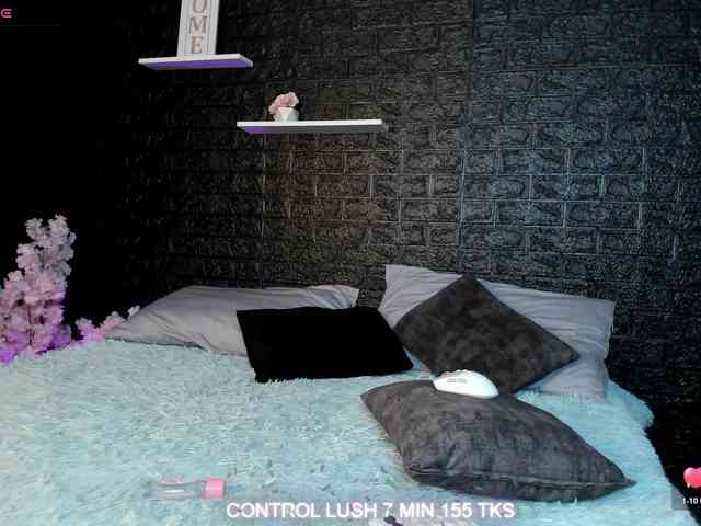 Aluna-Clark1 webcam