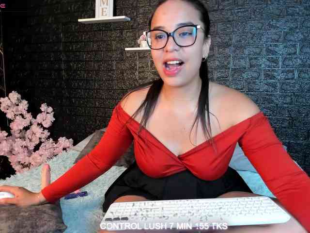 Aluna-Clark1 webcam