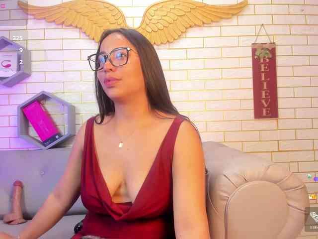 Aluna-Clark1 webcam