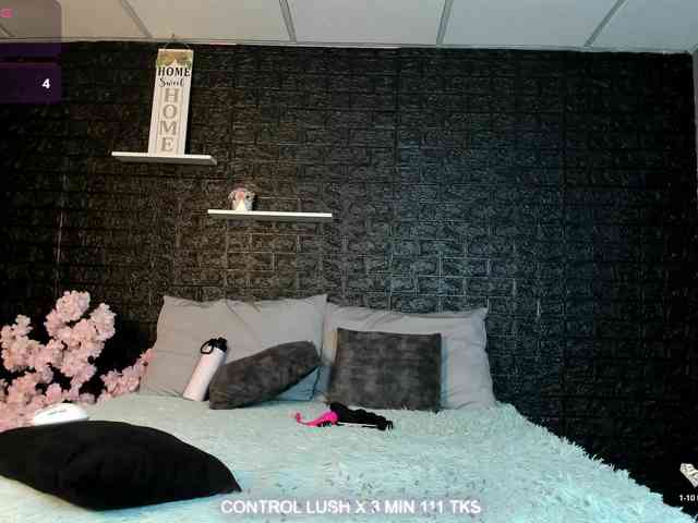 Aluna-Clark1 webcam