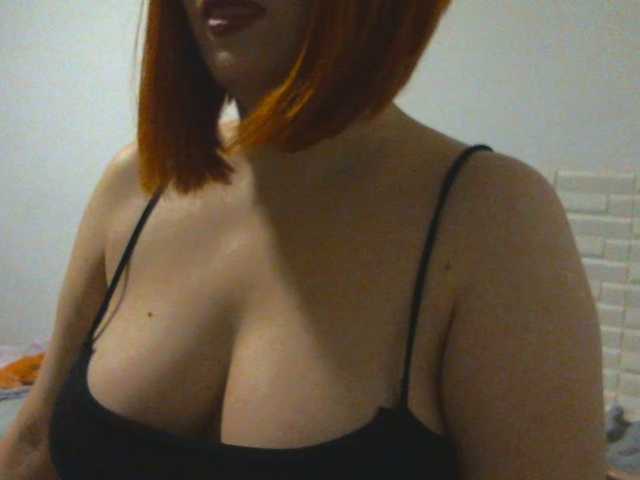 SimplyMaria777 live cam on BongaCams