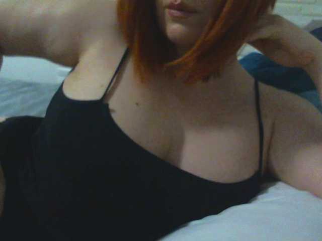 SimplyMaria777 — live female cam