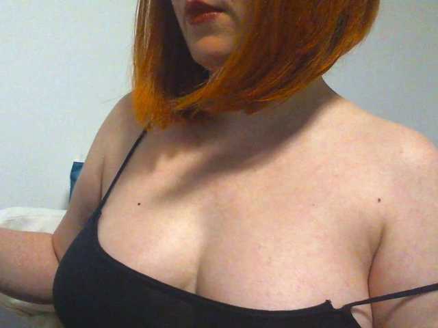 SimplyMaria777 live cam on BongaCams