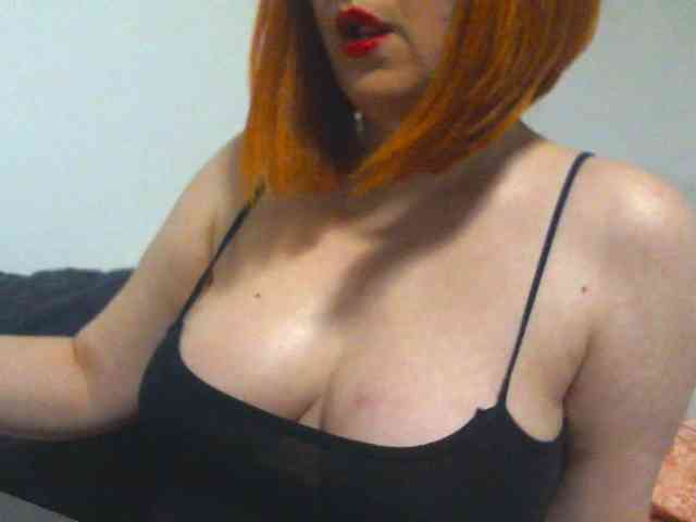 SimplyMaria777 webcam