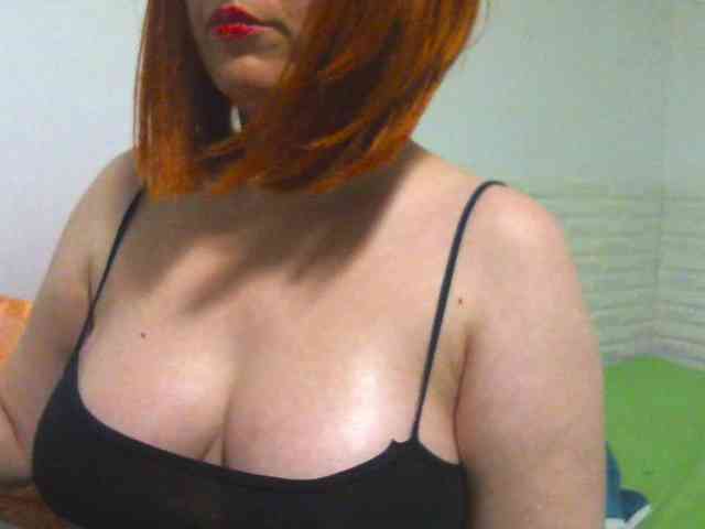SimplyMaria777 webcam