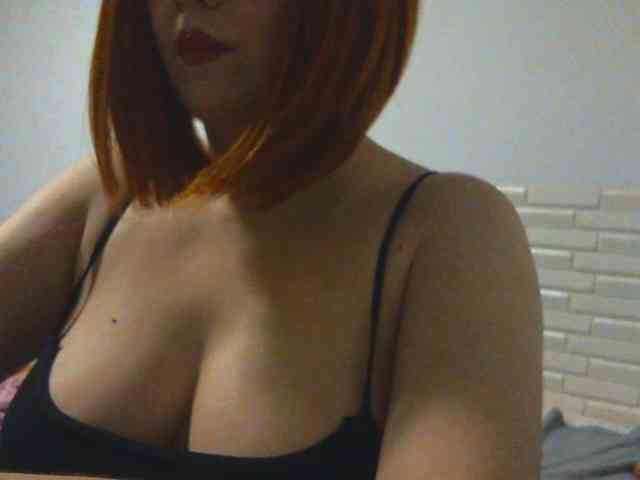 SimplyMaria777 webcam