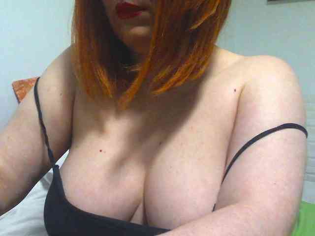 SimplyMaria777 webcam