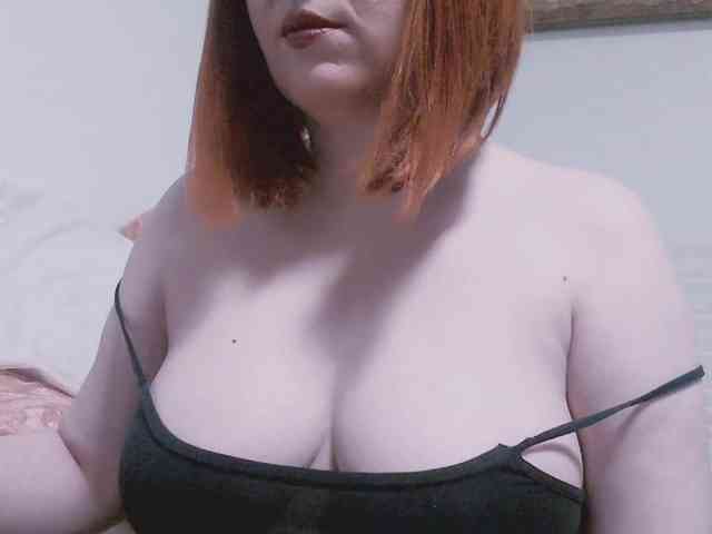 SimplyMaria777 webcam