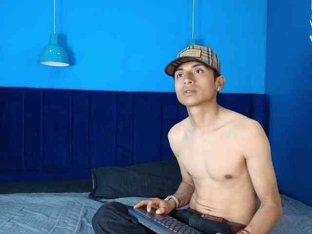 ThiagoVibe Live Webcam on BongaCams