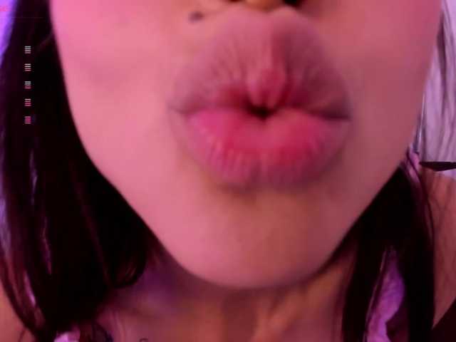 Sashaowen live cam on BongaCams
