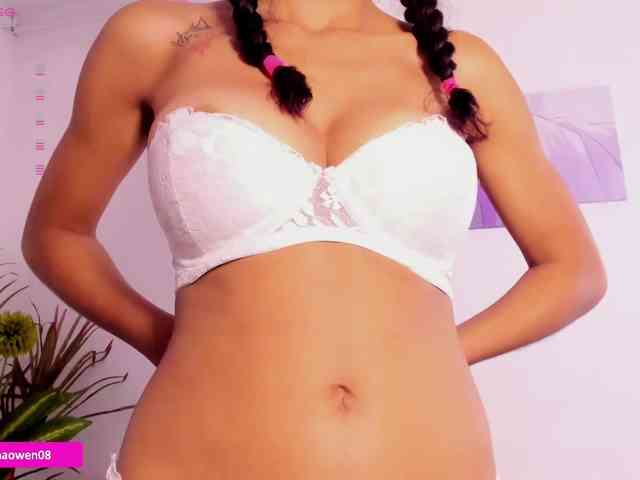 Sashaowen webcam
