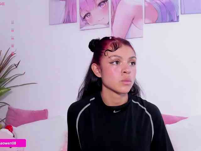Sashaowen webcam