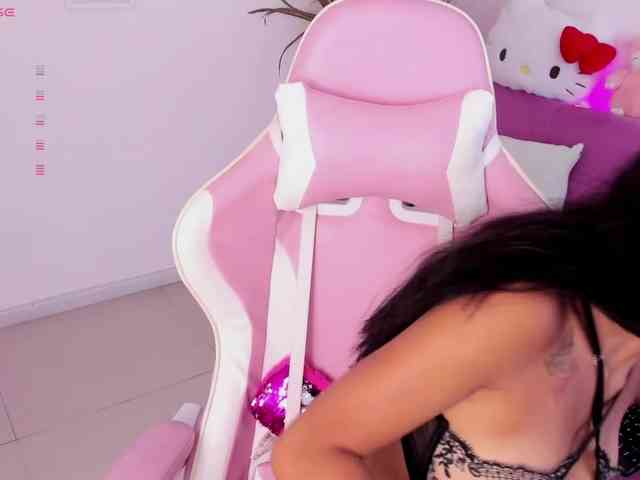 Sashaowen webcam