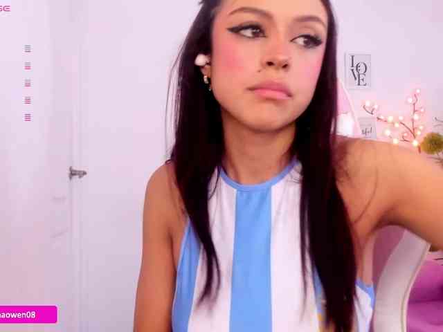 Sashaowen webcam