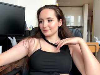 EmillyCarte Porn Show