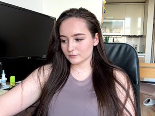 EmillyCarte Porn Show