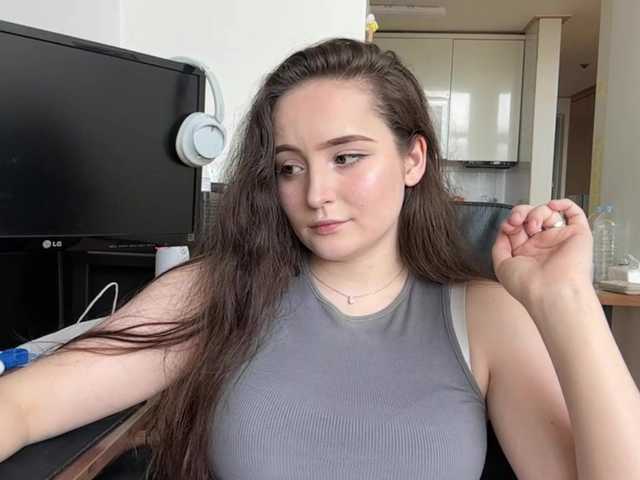 EmillyCarte live cam on BongaCams