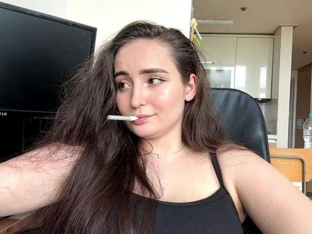 EmillyCarte live cam on BongaCams