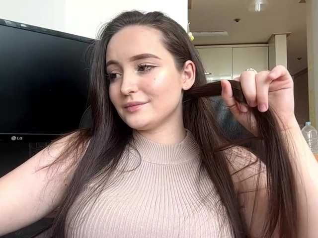 EmillyCarte live cam on BongaCams