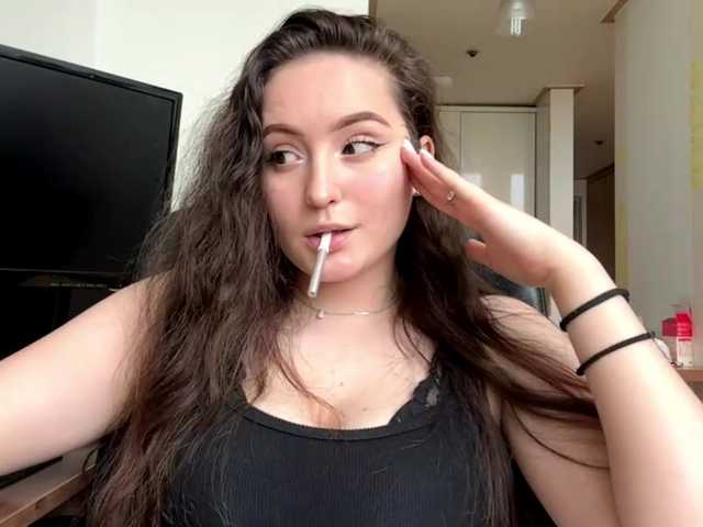 EmillyCarte live cam on BongaCams
