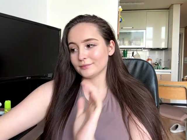 EmillyCarte live cam on BongaCams