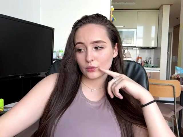 EmillyCarte live cam on BongaCams