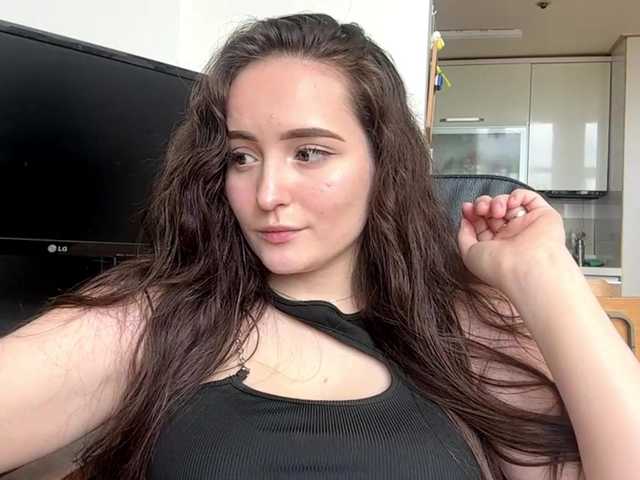 EmillyCarte live cam on BongaCams