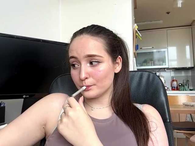 EmillyCarte live cam on BongaCams