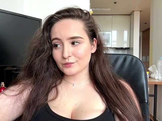 EmillyCarte live cam on BongaCams