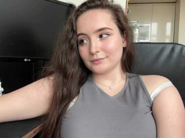 EmillyCarte live cam on BongaCams