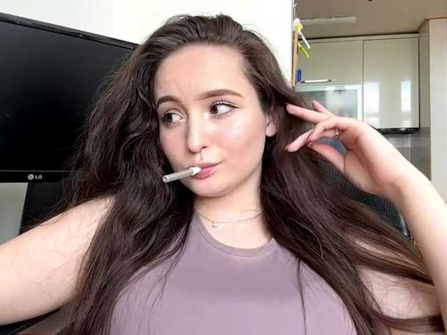 EmillyCarte live cam on BongaCams