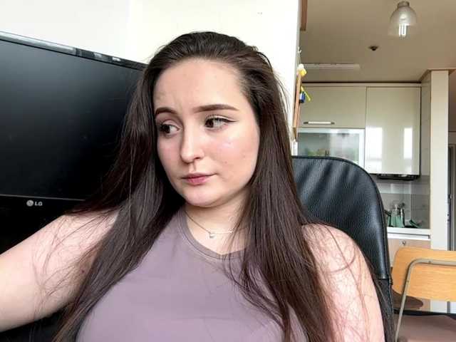 EmillyCarte live cam on BongaCams