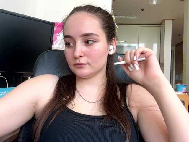 EmillyCarte live cam on BongaCams