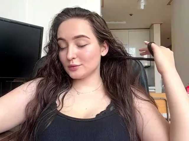 EmillyCarte live cam on BongaCams
