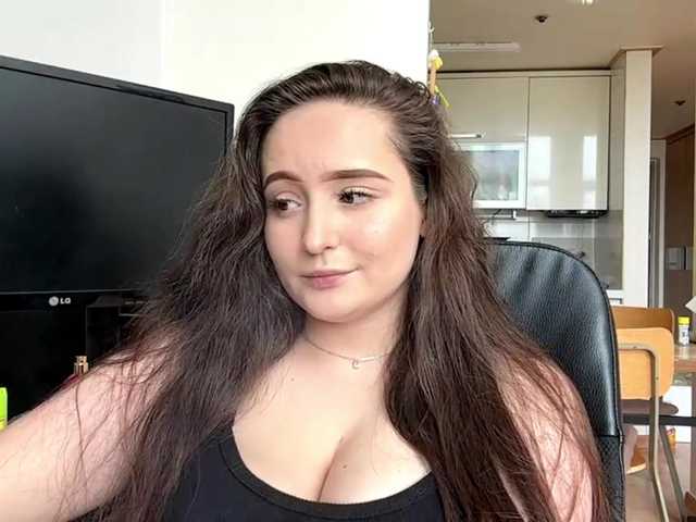 EmillyCarte live cam on BongaCams